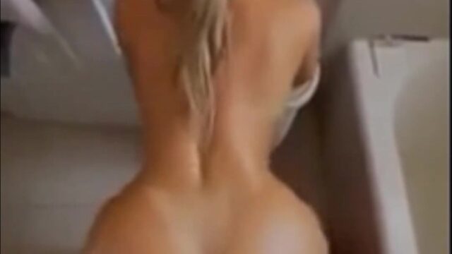 Corinna Kopf Porn Videos Of Leaked Onlyfans – Doggy In Bathtub
