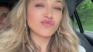 Jenefer Riili Leaked Onlyfans – Show Boobs On Car